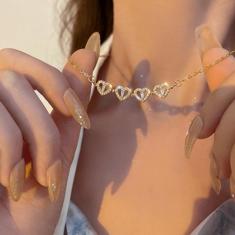 Magnetic Hearts Clover Necklace 2 in 1
